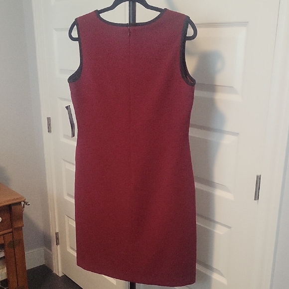 Black Label by Evan Picone Burgundy Asymmetrical Dress - Picture 8 of 9